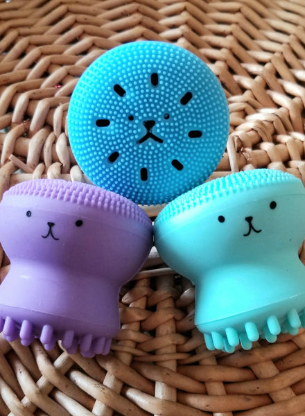 Bear Face silicone scrubbies